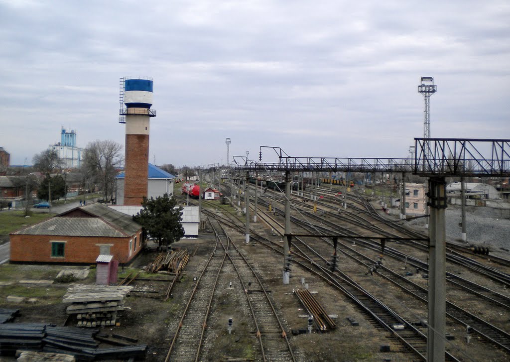 Вид с переходного моста в сторону вокзала. - View from the Bridge., Тимашевск