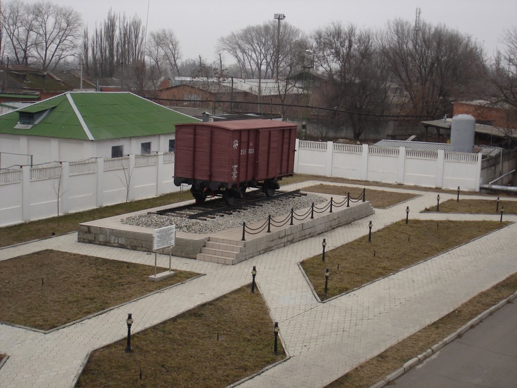 Памятник-вагон в депо, Тихорецк