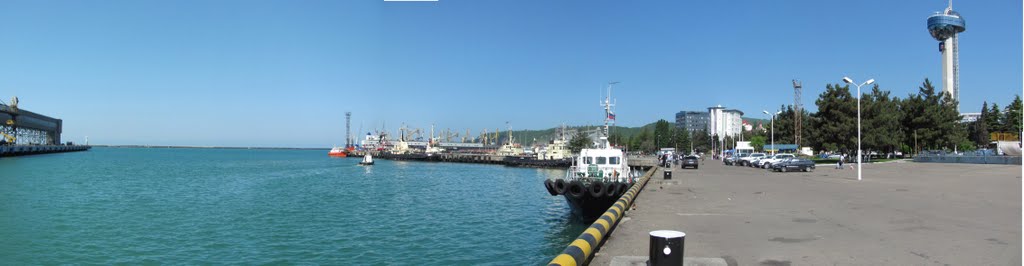 Туапсе порт (панорама)Sea port of Tuapse, Туапсе