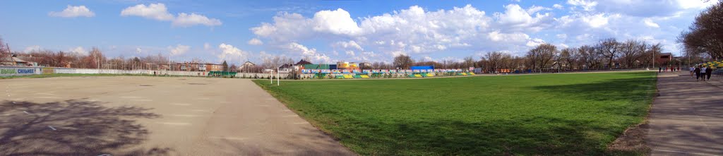 Стадион, Усть-Лабинск
