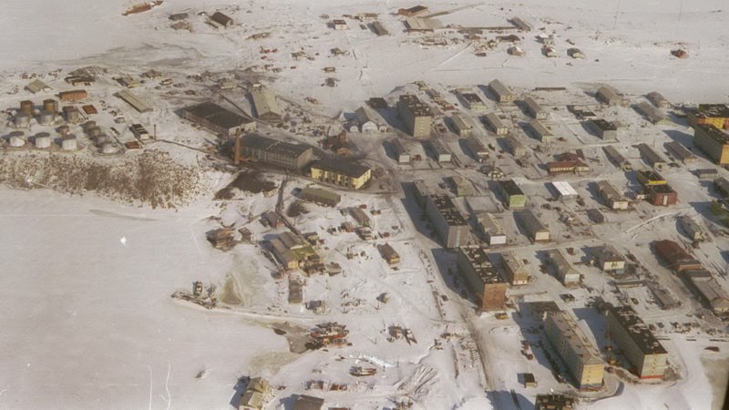 Где по улицам гуляют медведи. Диксон - самый северный город в мире, как здесь жи