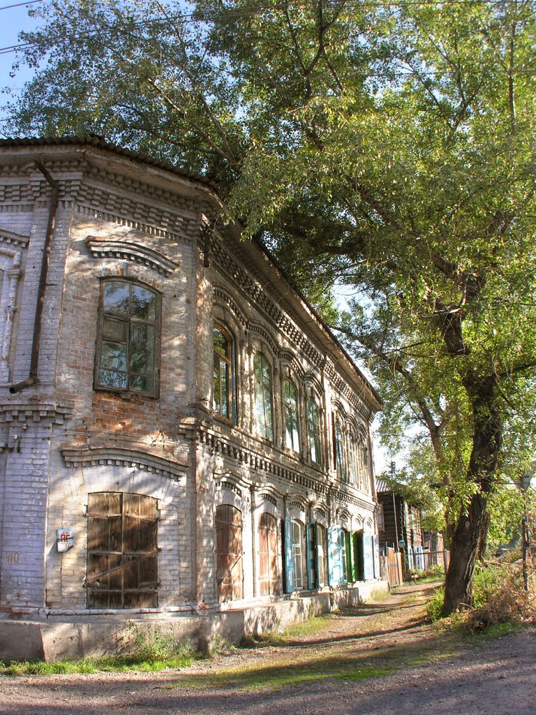 Building on Podsinskaya street, Минусинск