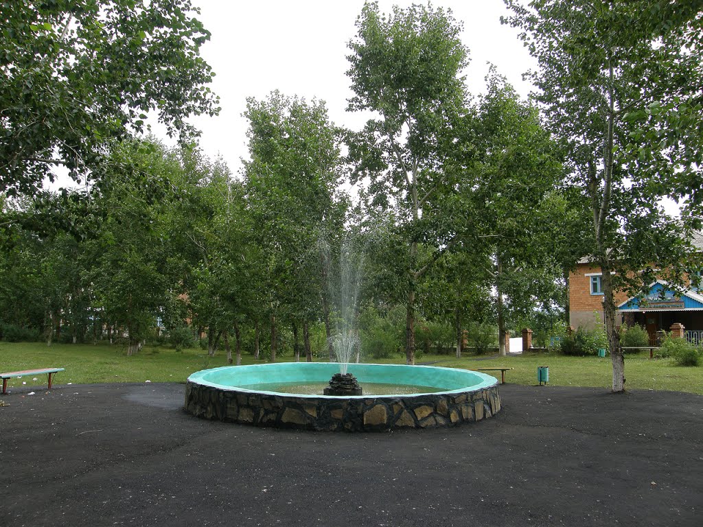 фонтан в парке отдыха, Новоселово