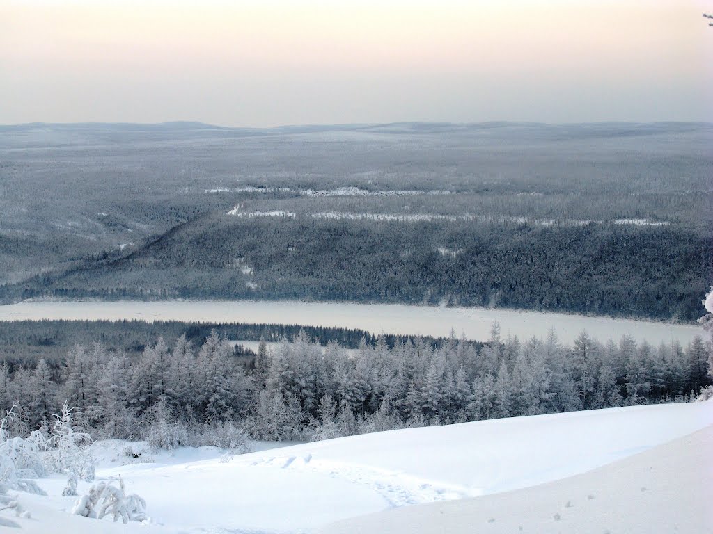 Winter Kochechum river, Тура