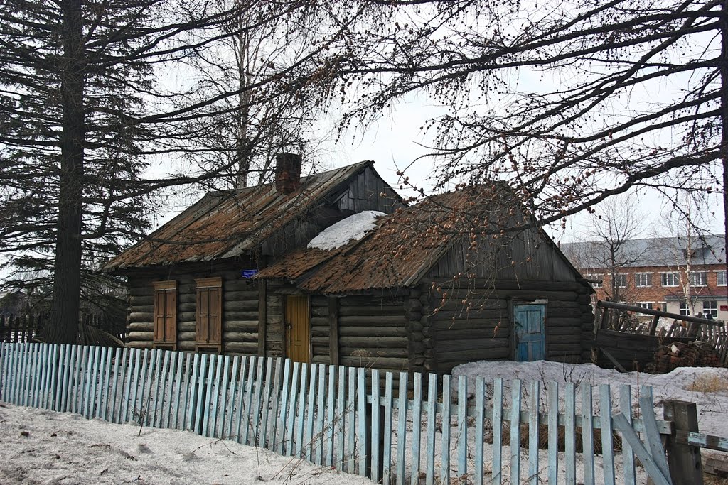 Старый дом. Old house., Туруханск