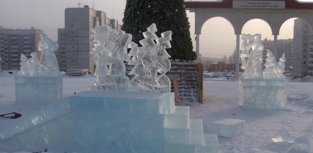 строительство ледяного городка в Кодинске., Кодинск