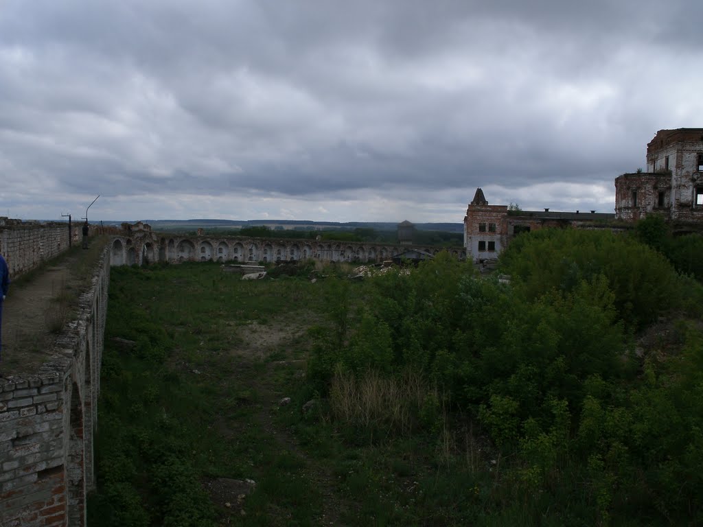 Стена монастыря, Далматово