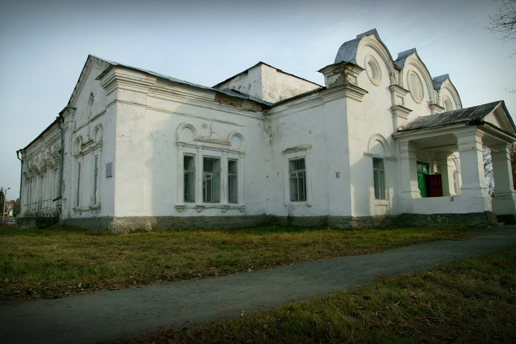 old portal, Далматово