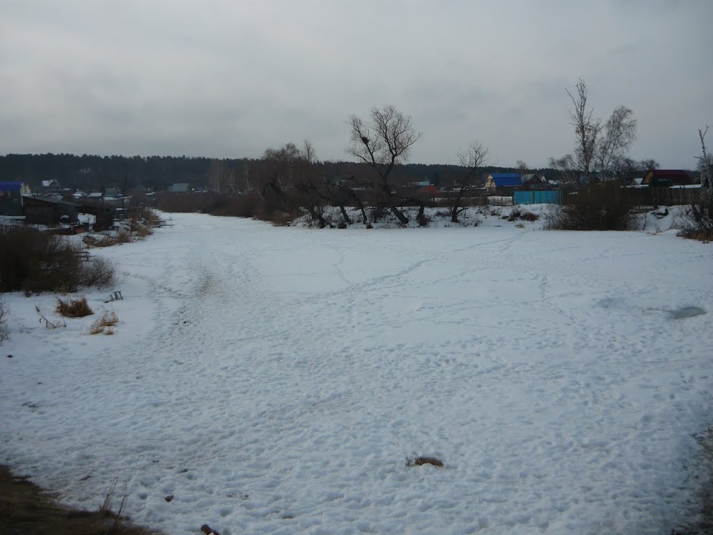 подтаявший лед на оз. Щучье. с.Кетово, Кетово