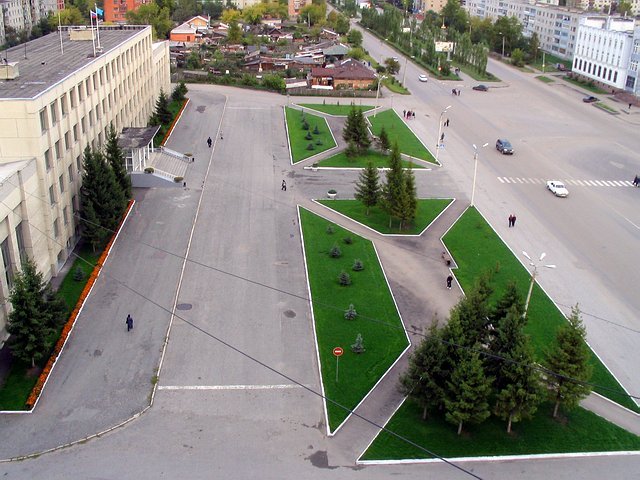 Площадь перед администрацией города Шадринск, Шадринск
