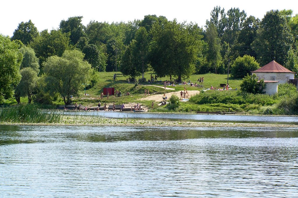 п.Глушково, вид на парк со стороны реки, Глушково