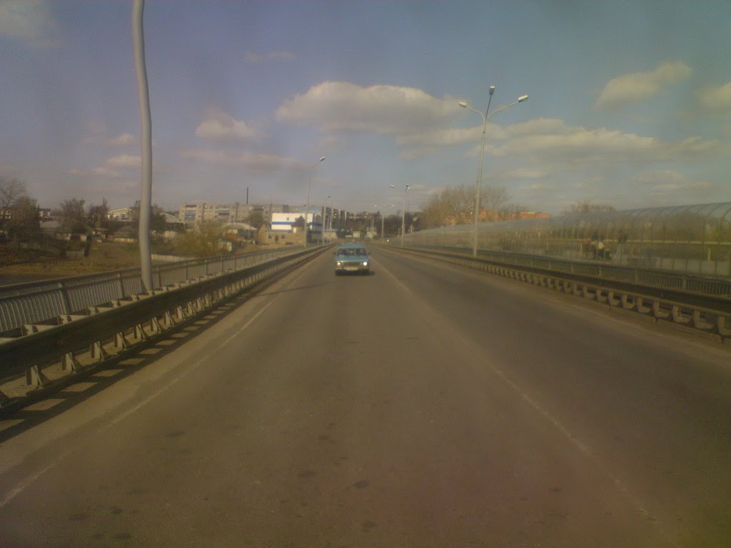 мост Через реку СЕЙМ "вид на Центральную часть города", Льгов