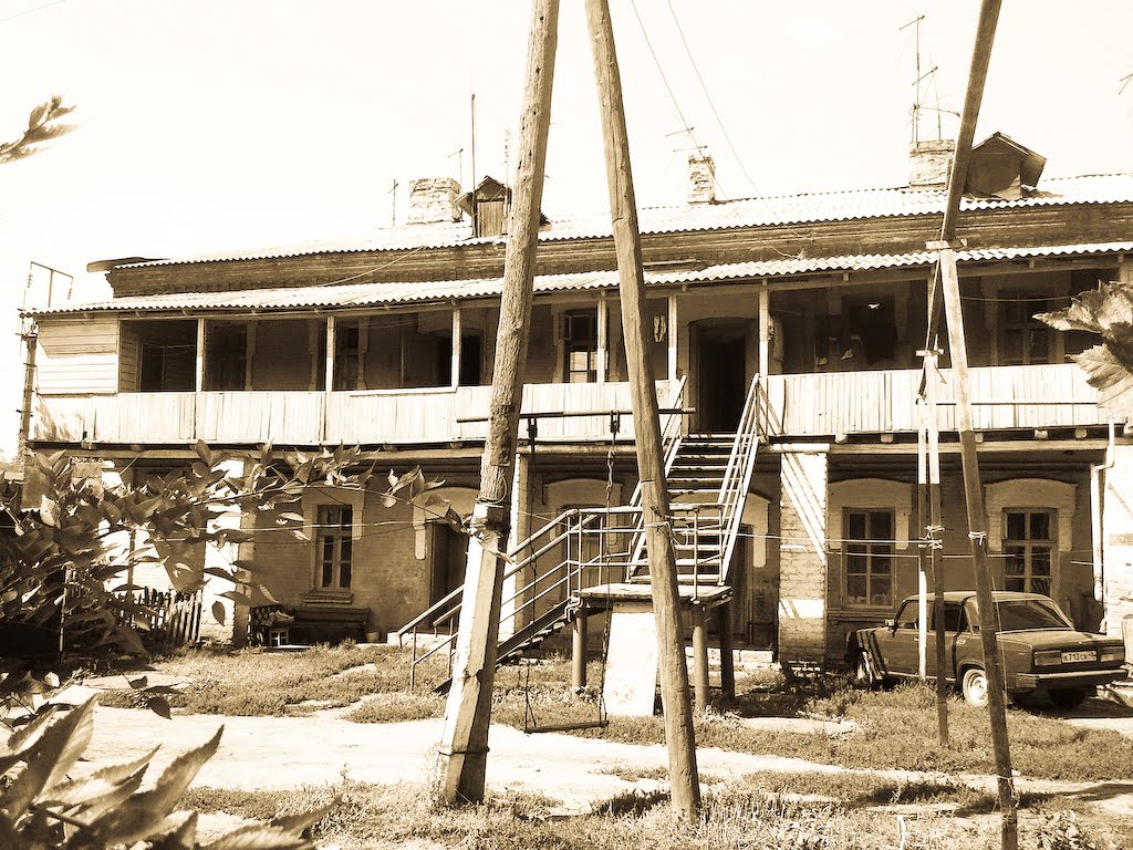 old house, Грязи