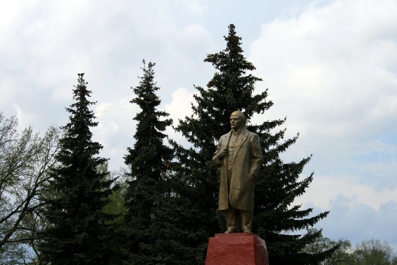 Ленин на главной площади, Долгоруково