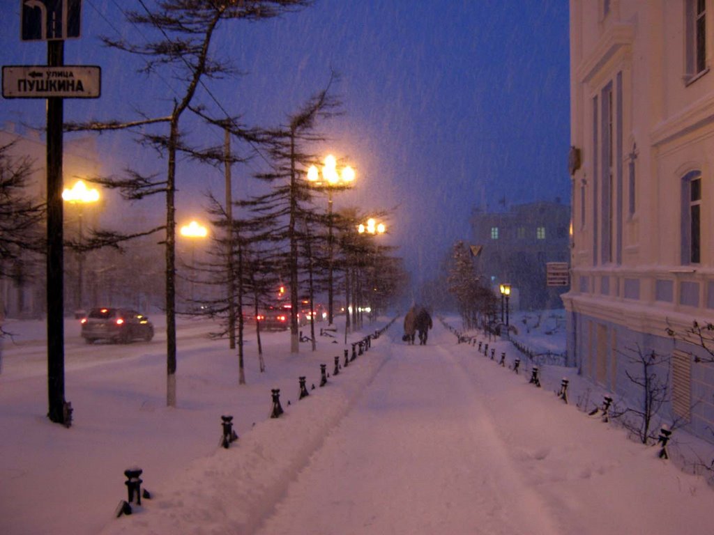 Magadan, in the  evening. December, 2008, Магадан
