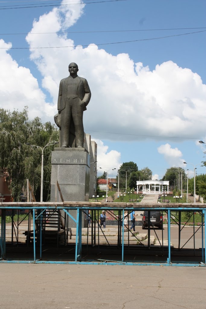 Памятник В.И.Ленину, Рузаевка