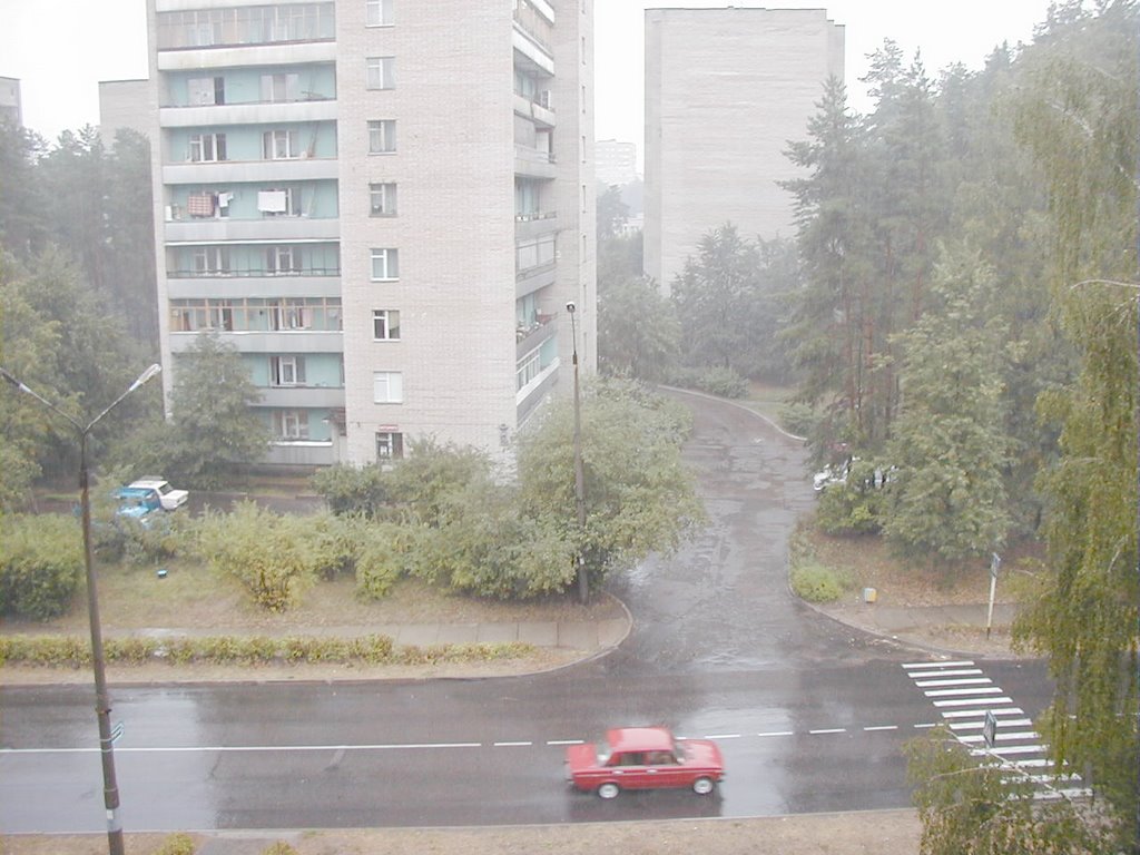 Летний дождь на Дружбе, Протвино