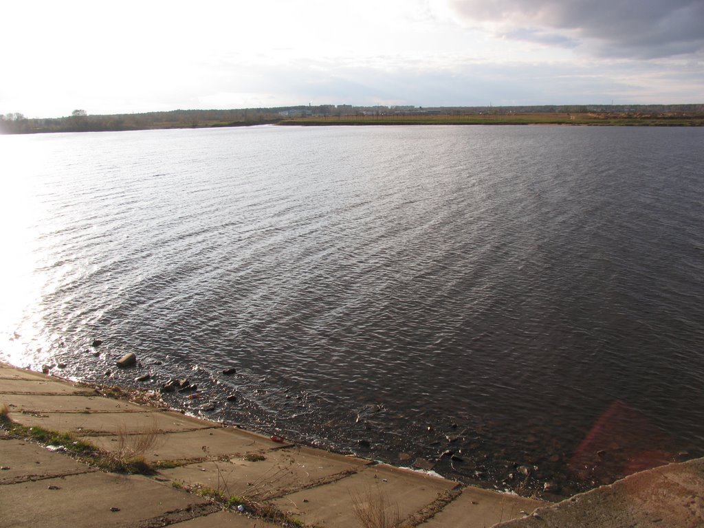 Volga river in Dubna, Дубна
