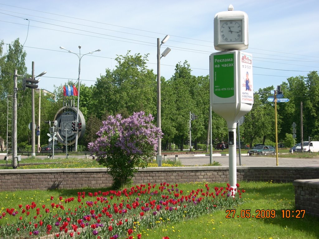 Перекрёсток на Дачной/Dubna , city clock., Дубна