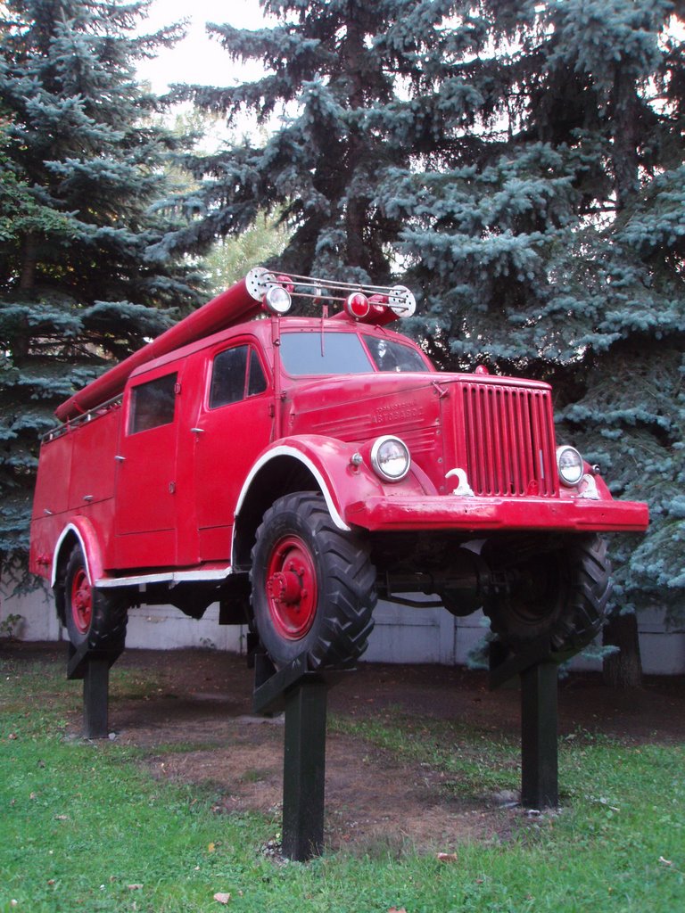 Monument to GAZ-63 PMG-19 firetruck, Люберцы