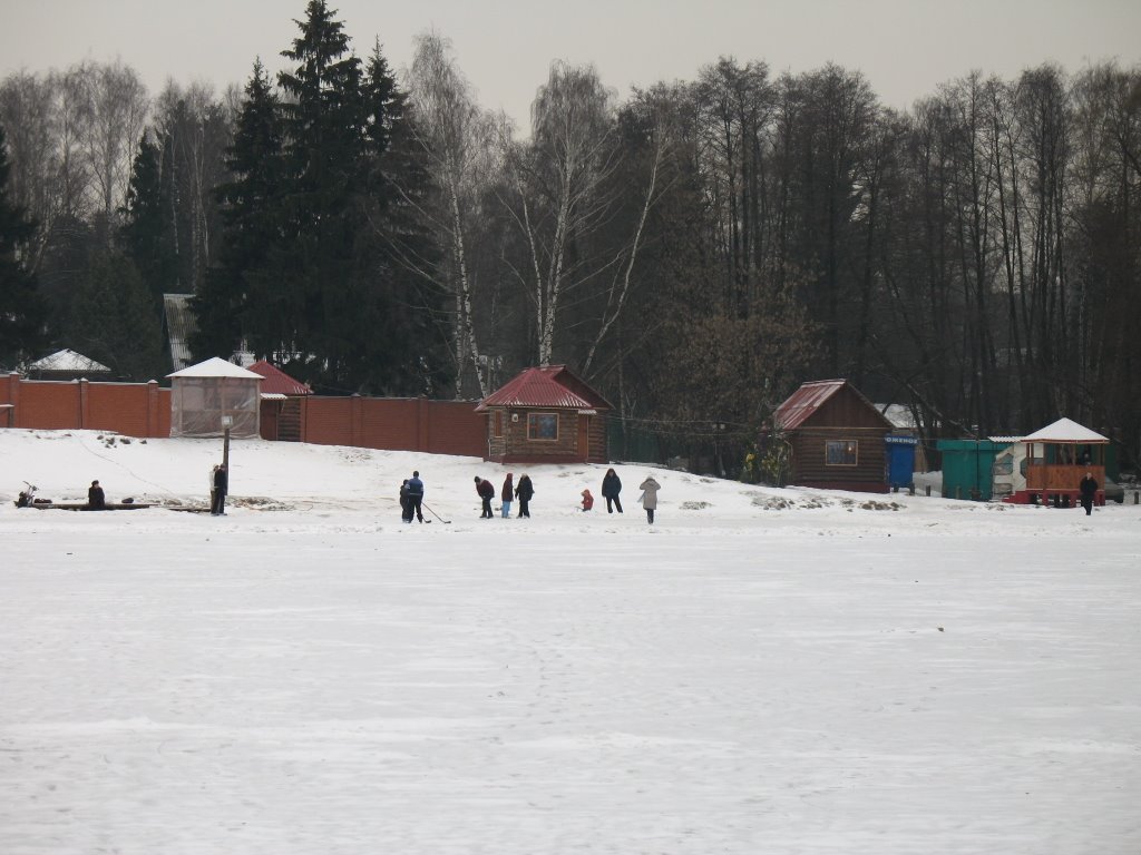 Малаховское озеро (зимой), Малаховка