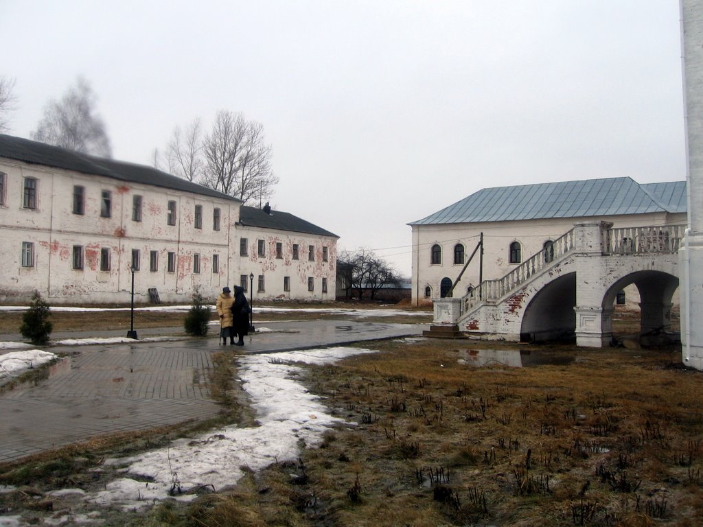 Лютый март, Лужецкий монастырь..., Можайск