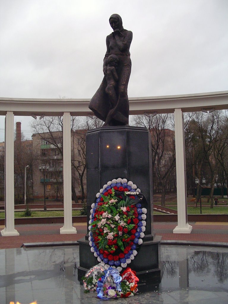 Памятник Скорбящей матери, Пушкино