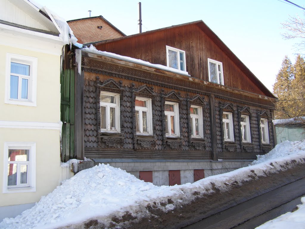 Чешуйчатый дом в Овражном перeyлке, Сергиев Посад