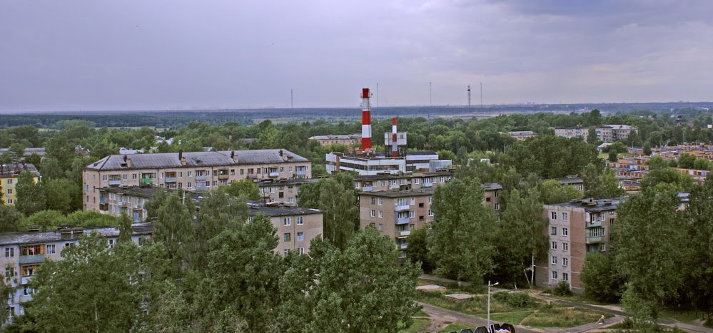 Вид с 12-этажки в направлении угла улиц Советская-Маяковского, Электроугли
