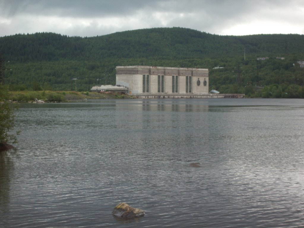 Hydroelectric power plant near Murmashi, Мурмаши
