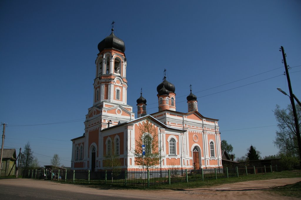 Holy Trinity Church, Krestcy, Кресцы
