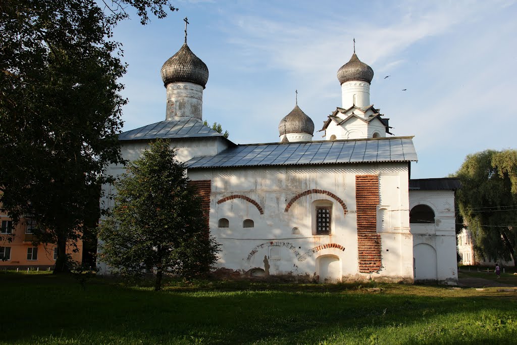 Спасо-Преображенский монастырь, Старая Русса