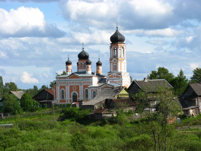 Церковь в селе Крестцы, Хвойное