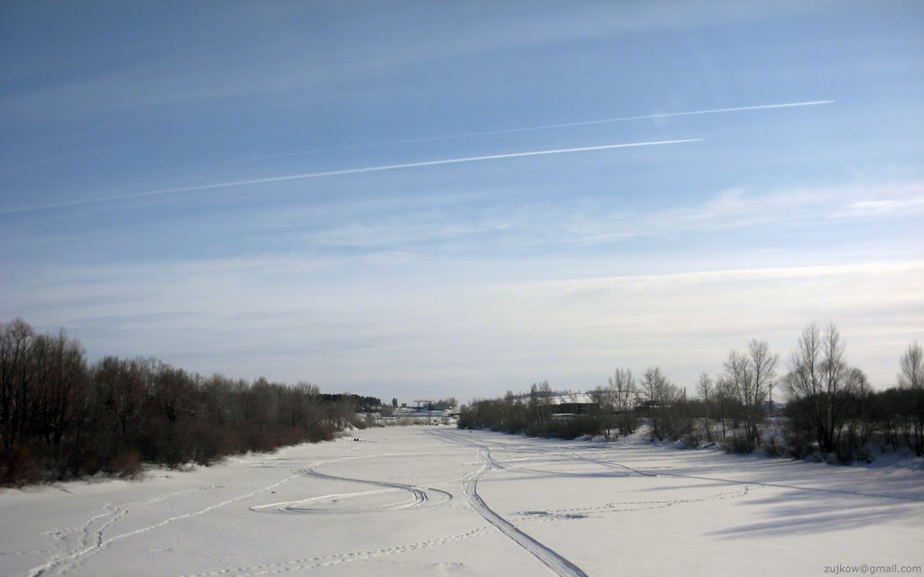 река Бердь в конце зимы, вид с центрального моста, Искитим