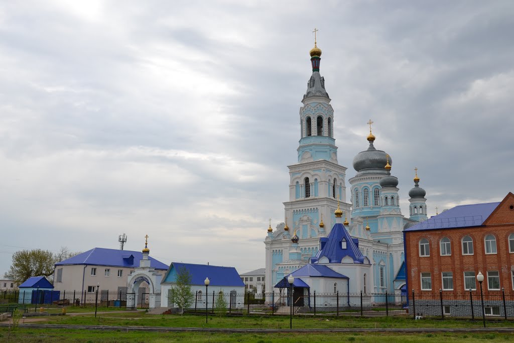 Храм Архангела Михаила, Сорочинск