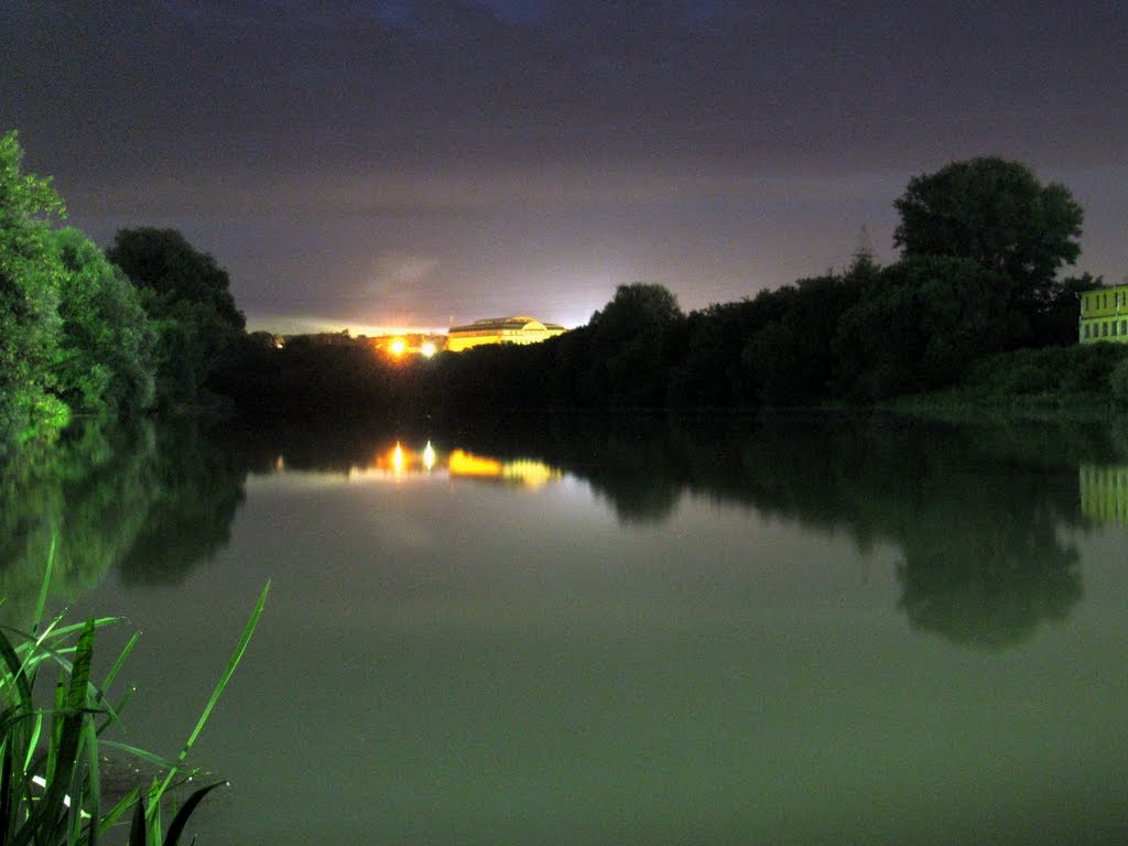 Река Ока июньской ночью., Орел