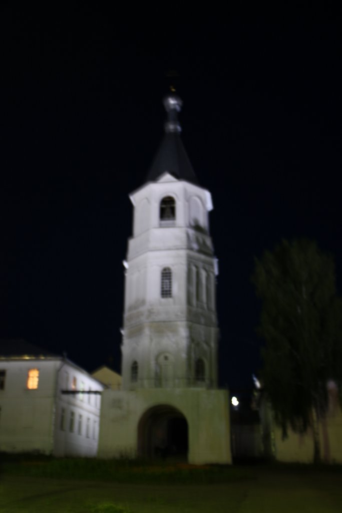 Kerensk Belltower at night, Вадинск