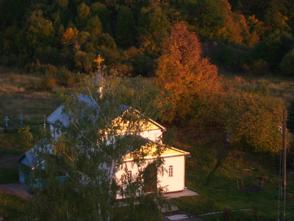 храм ик. Б.М. Живоносный Источник (осень,вечер,вид с колокольни), Вадинск
