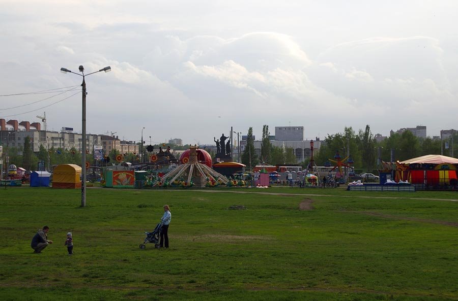 Эспланада (широкая часть проспекта Ленина) / Esplanade (broad part of Lenin avenue) (24/05/2007), Пермь
