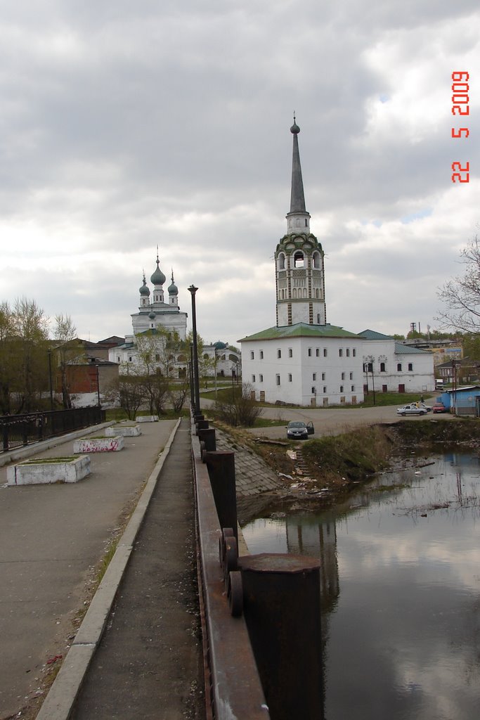колокольня вид со стороны р. Усолки, Соликамск