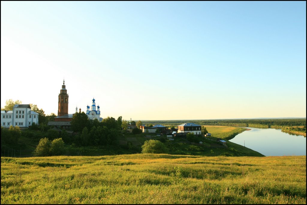 Cherdyn city founded in 1472. Sunset., Чердынь