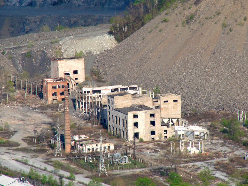 Развалины обогатительной фабрики, Дальнегорск