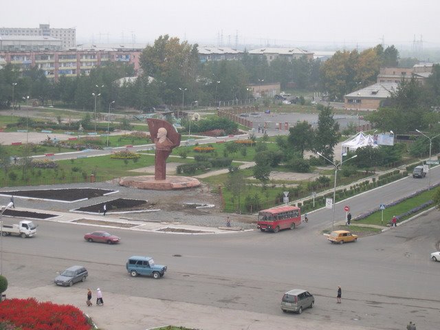 г. Лучегорск, центральная площадь. вид с крыши ДК, Лучегорск