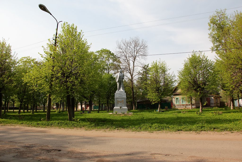 Памятник В.И. Ленину, Гдов