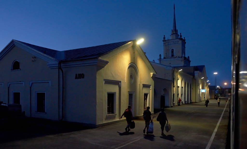 Любимый,красивый городок Дно) Мы с настей тут командуем присылайте видео фото ка