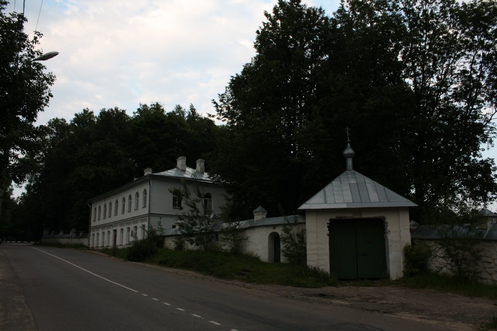 Monastery wall, Пушкинские Горы