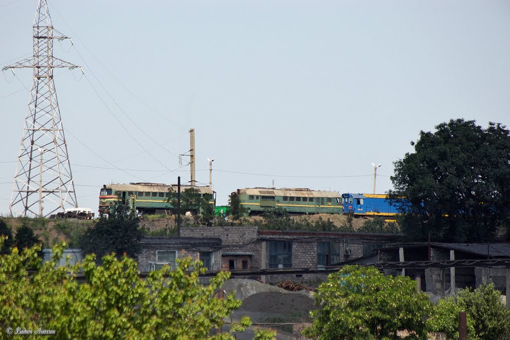 Diesel locomotives 2M62, TGM6, TEM2 on Sadkinskaya mine, Аютинск