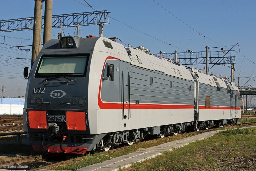Electric locomotive 2ES5K-072 / Электровоз 2ЭС5К-072, Батайск