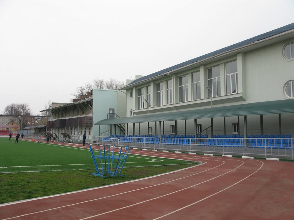Стадион, Батайск