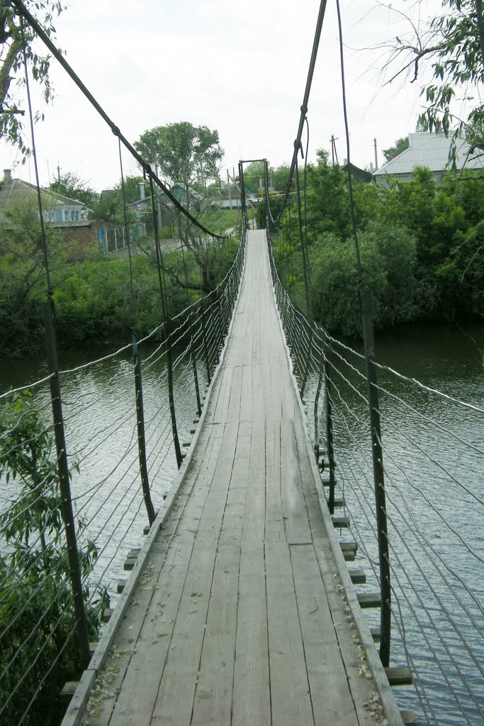 Подвесной мост ул.Ленина, Жирнов